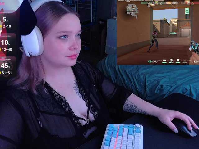 AlinaAdams live webcam show