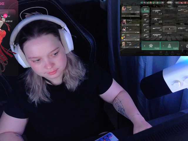 AlinaAdams live cam on BongaCams