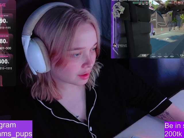 AlinaAdams live cam