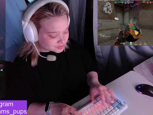 AlinaAdams live cam on BongaCams