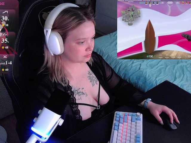 AlinaAdams