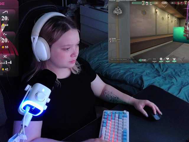 AlinaAdams live cam on BongaCams