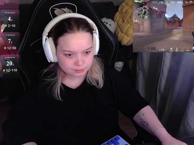AlinaAdams live cam on BongaCams