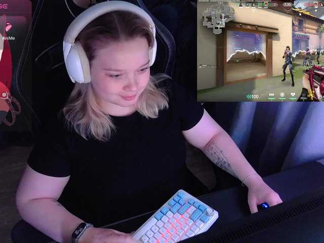 AlinaAdams live cam on BongaCams