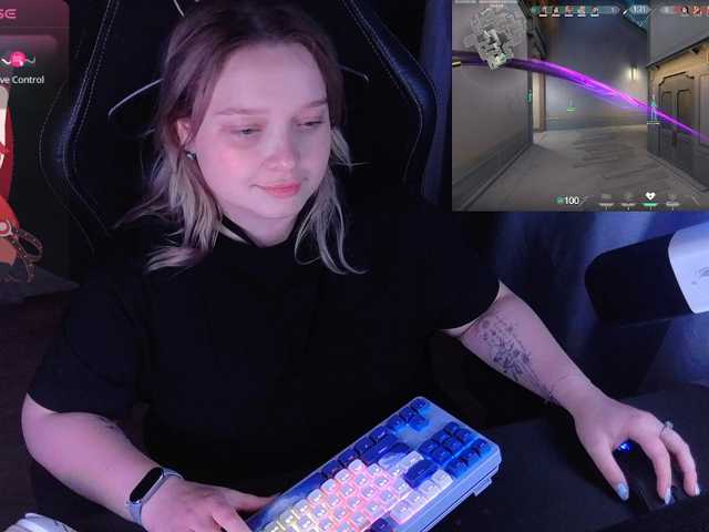 AlinaAdams
