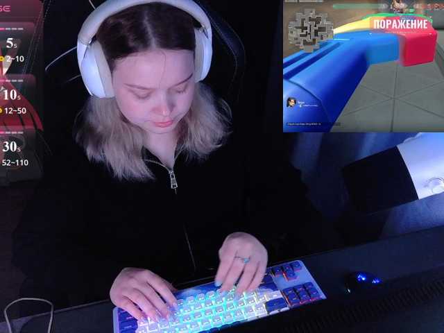 AlinaAdams live cam on BongaCams