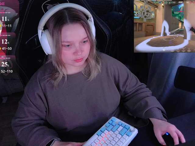 AlinaAdams live cam on BongaCams