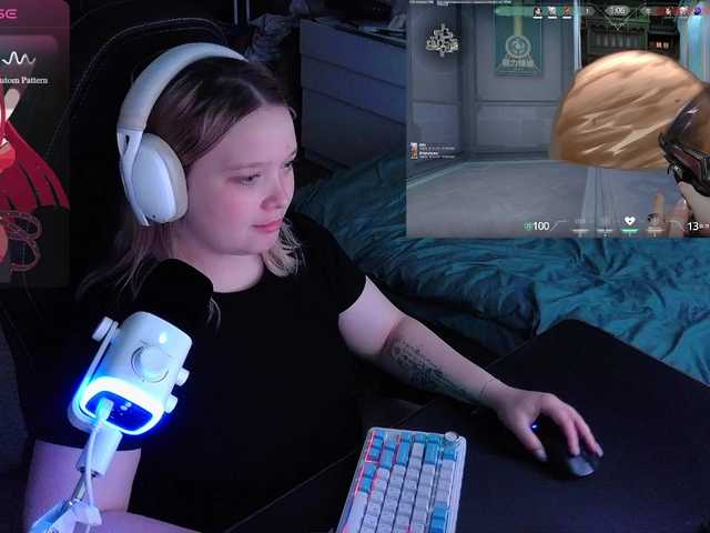 AlinaAdams live cam on BongaCams