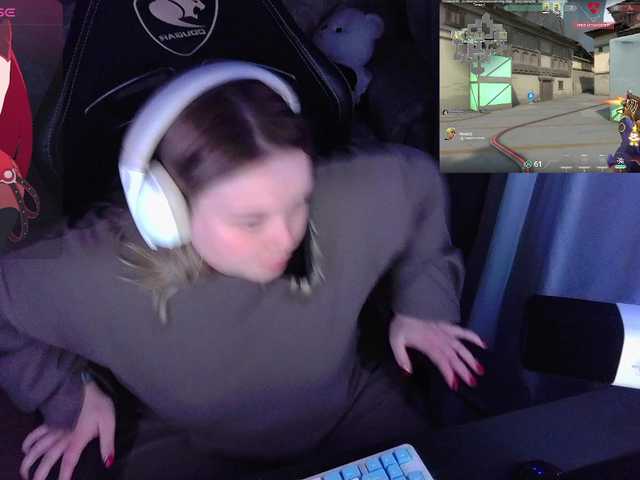 AlinaAdams