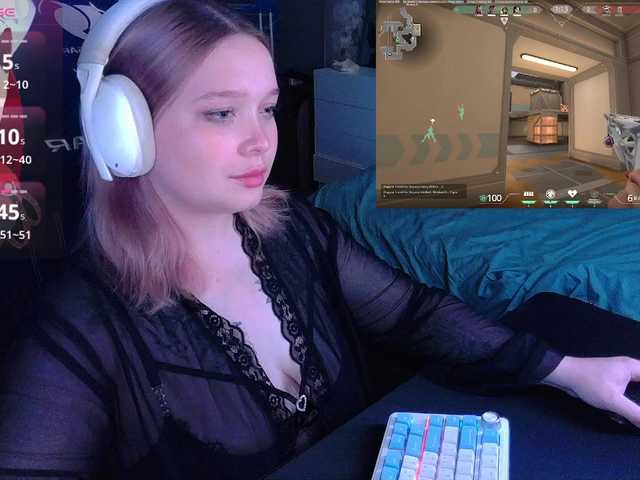 AlinaAdams live webcam show