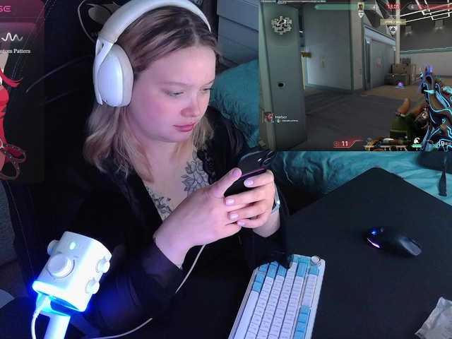 AlinaAdams live cam on BongaCams
