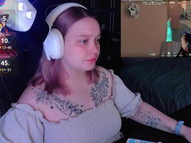 AlinaAdams Live Cam su BongaCams