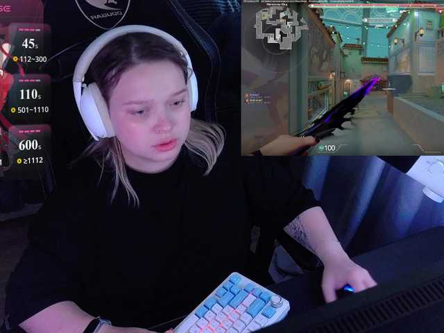 AlinaAdams