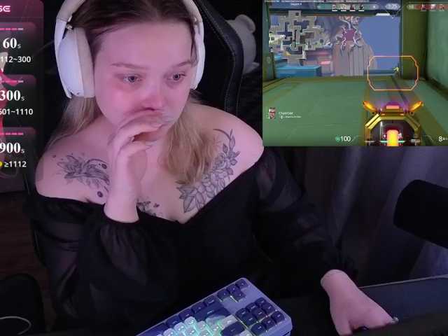 Alinaadams live cam