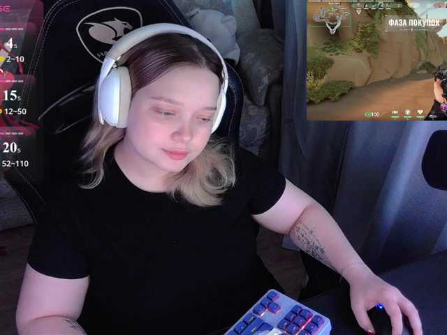 AlinaAdams live cam on BongaCams