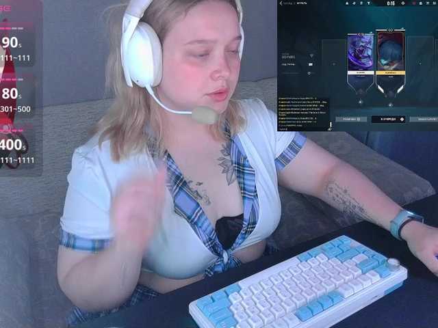 AlinaAdams live cam on BongaCams