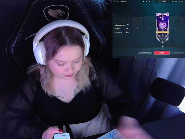 AlinaAdams live cam on BongaCams