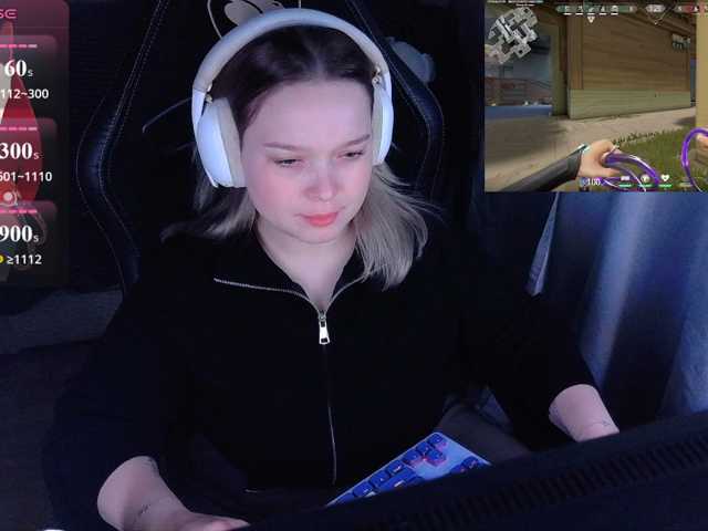 AlinaAdams live cam on BongaCams
