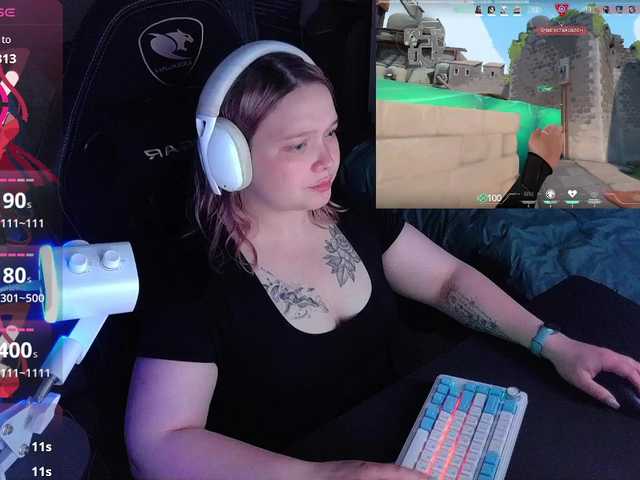AlinaAdams live webcam show