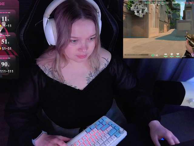AlinaAdams