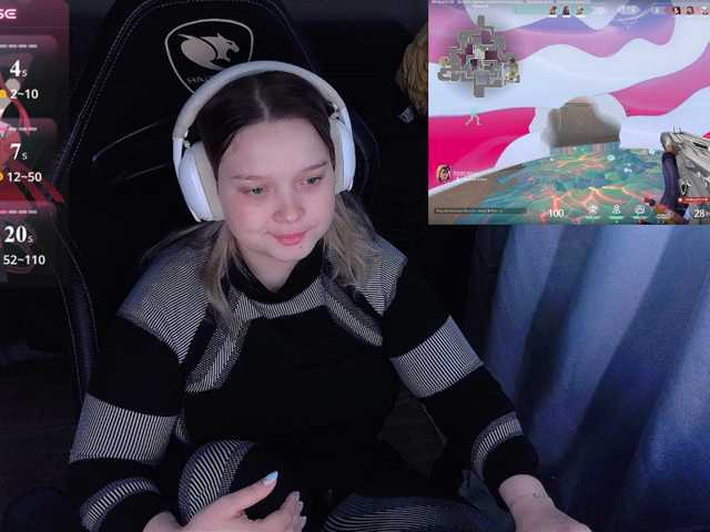 AlinaAdams live cam on BongaCams