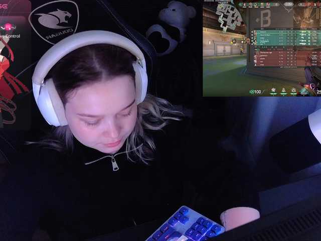 AlinaAdams
