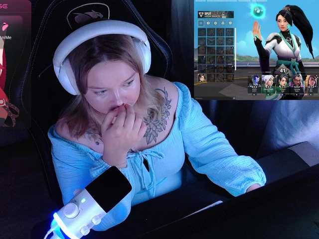 AlinaAdams live cam on BongaCams