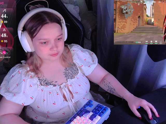 AlinaAdams live cam on BongaCams