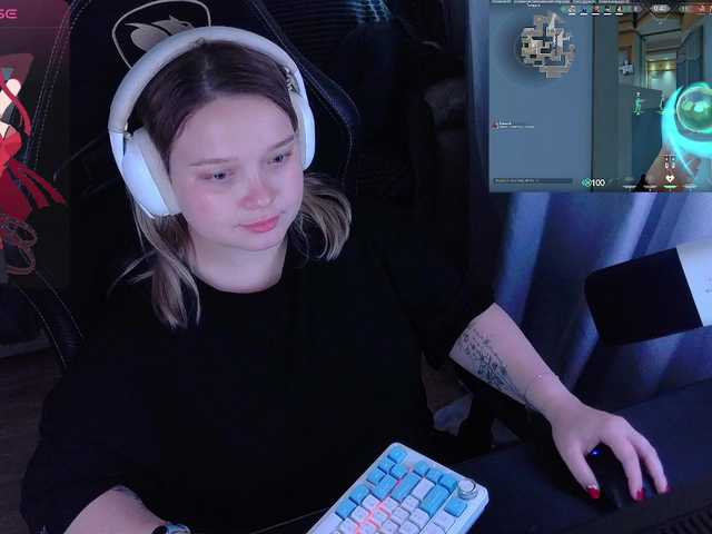 AlinaAdams live cam on BongaCams