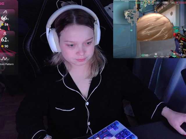 AlinaAdams live cam on BongaCams