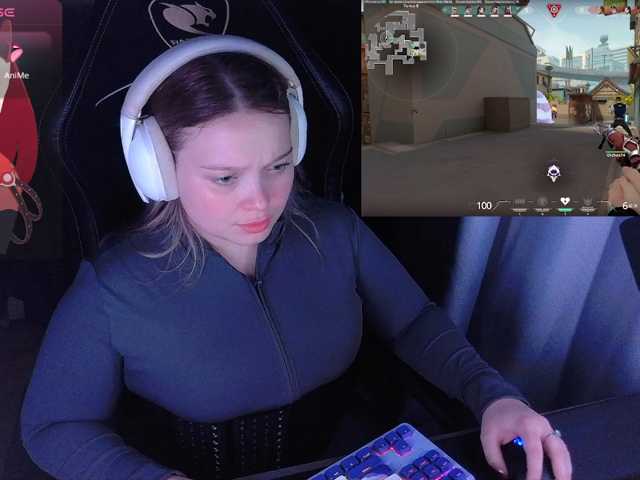 AlinaAdams