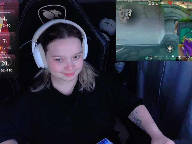 AlinaAdams