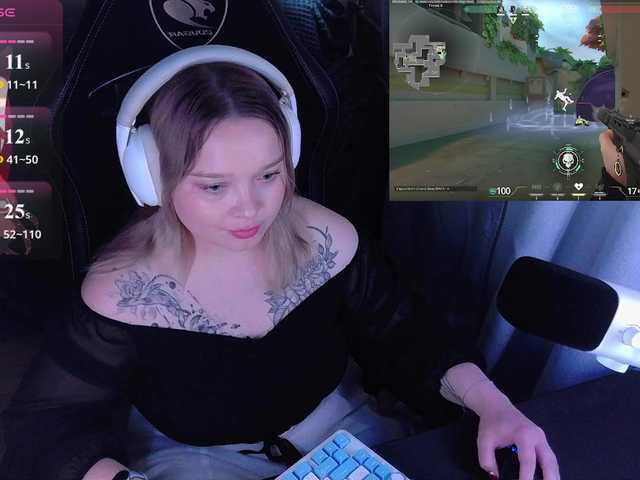 AlinaAdams