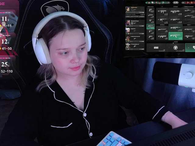AlinaAdams