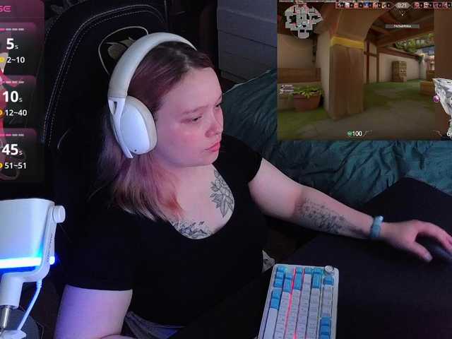 AlinaAdams live webcam show