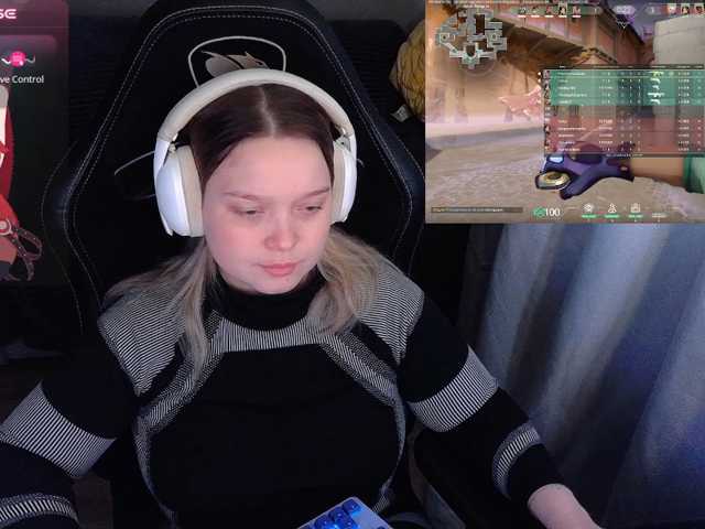AlinaAdams live cam on BongaCams