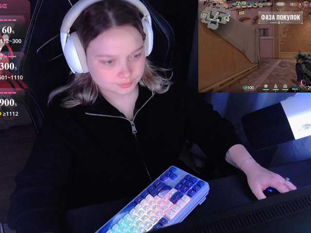 AlinaAdams live cam on BongaCams