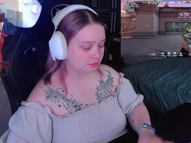 alinaadams live sex show