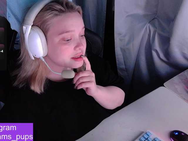 AlinaAdams live cam on BongaCams