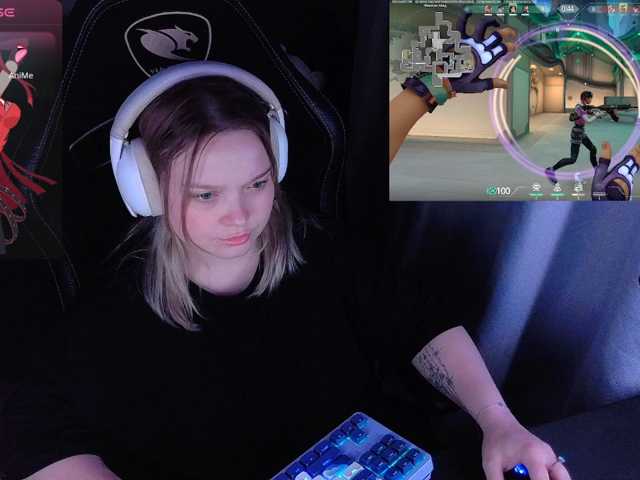 AlinaAdams