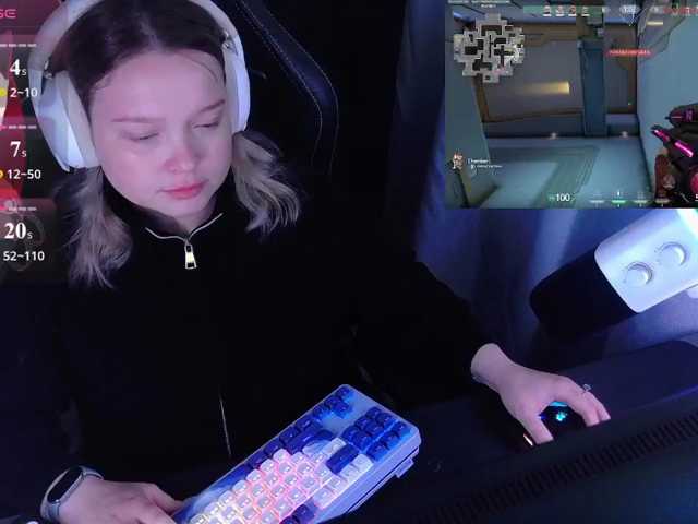 AlinaAdams live cam on BongaCams