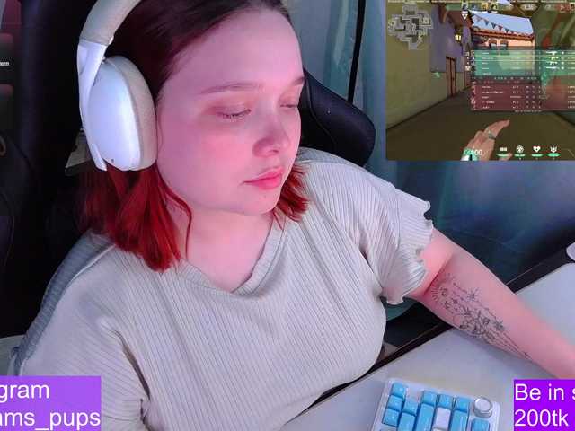 AlinaAdams's BongaCams show and profile