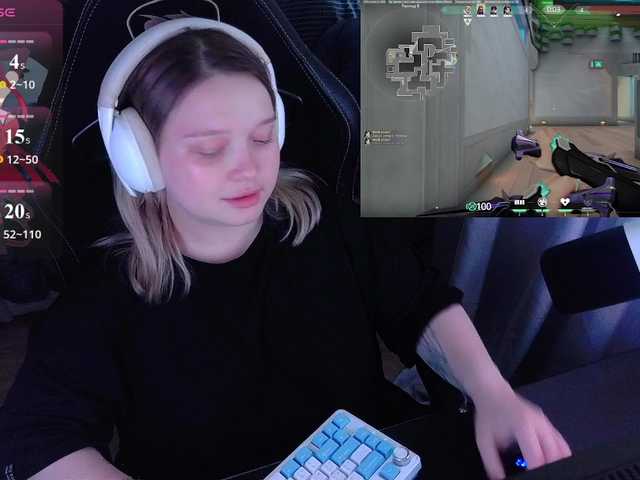 AlinaAdams