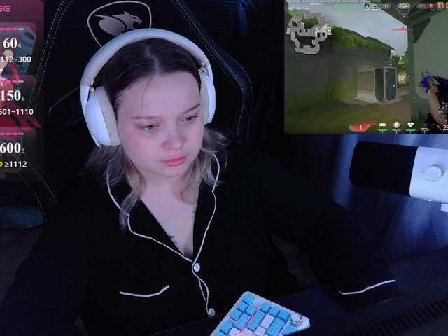 AlinaAdams live cam on BongaCams