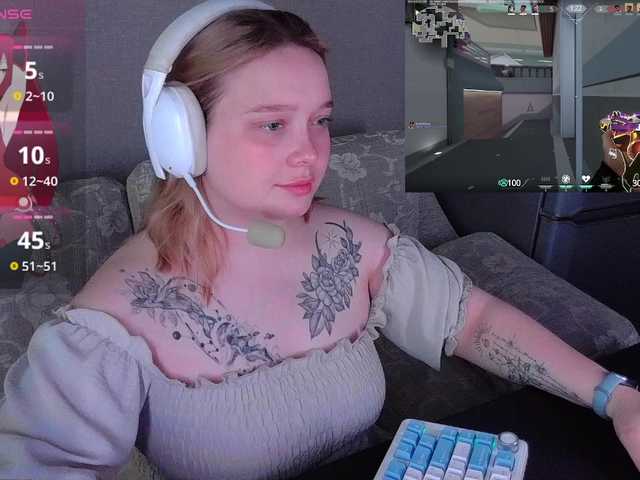 AlinaAdams live cam on BongaCams