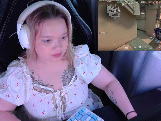 AlinaAdams live cam on BongaCams