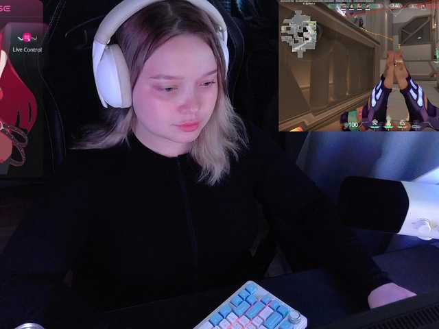 AlinaAdams