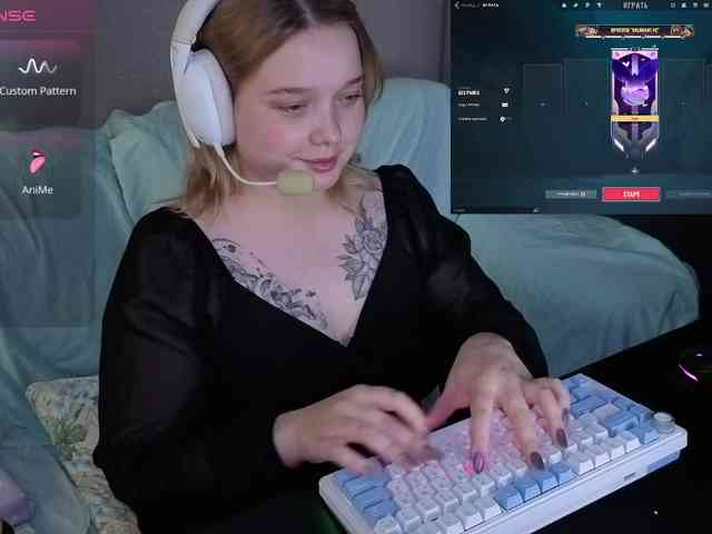AlinaAdams webcam