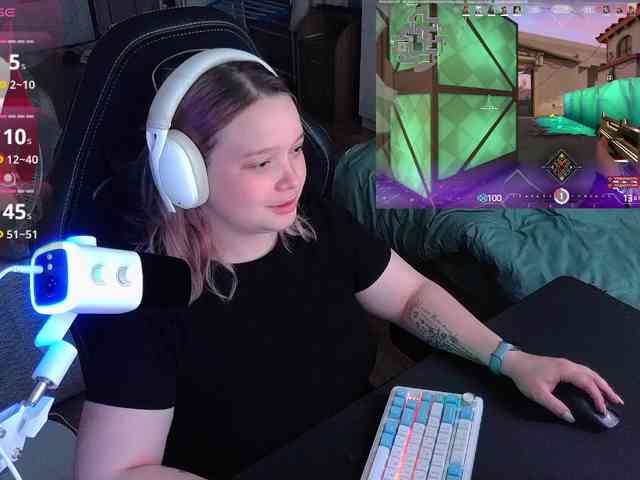 AlinaAdams webcam