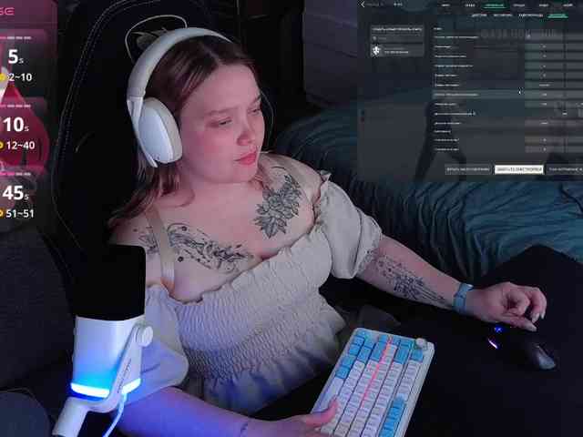 AlinaAdams webcam